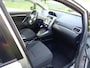 Toyota Verso 1.8 VVT-i 147pk Aut (5P) Business Plus bij Toyota specialist met 12 maanden BOVAG garantie