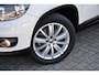 Volkswagen Tiguan 1.4 TSI 160pk Sport & Style * Panorama * Alcantara * Parkassistent * 18" New York * Stoelverwarming * ECC * Mooi