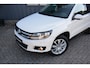 Volkswagen Tiguan 1.4 TSI 160pk Sport & Style * Panorama * Alcantara * Parkassistent * 18" New York * Stoelverwarming * ECC * Mooi
