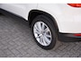 Volkswagen Tiguan 1.4 TSI 160pk Sport & Style * Panorama * Alcantara * Parkassistent * 18" New York * Stoelverwarming * ECC * Mooi