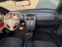 Opel Tigra TwinTop 1.4-16V Rhythm CABRIOLET AIRCO/STUURWIEL BEDIENING! 1 JAAR APK!