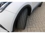 Toyota C-HR / C-HR+ 1.8 Hybrid Dynamic | NL Auto Boekjes | Trekhaak | Parkeersensoren voor en achter |