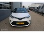 Toyota C-HR / C-HR+ 1.8 Hybrid Dynamic | NL Auto Boekjes | Trekhaak | Parkeersensoren voor en achter |