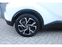 Toyota C-HR / C-HR+ 1.8 Hybrid Dynamic | NL Auto Boekjes | Trekhaak | Parkeersensoren voor en achter |