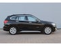 BMW X1 sDrive18i Pano/Headup/Stoelverw/Leder/Sportstoelen