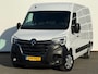 Renault Master T35 2.3 dCi 150 L2H2 Energy Work Edition Camera | Airco | Cruise | Navigatie | 3 zits | PDC | 150 PK | Trekhaak!