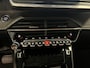 Peugeot e-2008 EV Allure Pack 50 kWh / 136PK / NAVI / CRUISE.C / H.LEDER /