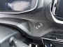 Peugeot e-2008 GT | Active Safety Brake met camera en radar (automatisch noodremsysteem) met Distance Alert (waarschuwing dreigende aanrijding) | Advanced Active Safety Brake met camera en radar | Climate Control