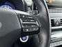 Hyundai Kona 1.6 GDI HEV PREMIUM | TREKHAAK | LEDER | NAVI | CLIMA | CRUISE ADAPT. | CAMERA | 18'' LM VELGEN | APPLE CAR PLAY & ANDROID AUTO | STOEL- & STUURVERWARMING |
