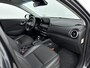 Hyundai Kona 1.6 GDI HEV PREMIUM | LEDER | NAVI | CLIMA | CRUISE ADAPT. | CAMERA | 18'' LM VELGEN | APPLE CAR PLAY & ANDROID AUTO | STOEL- & STUURVERWARMING |