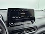 Hyundai Kona 1.6 GDI HEV PREMIUM | LEDER | NAVI | CLIMA | CRUISE ADAPT. | CAMERA | 18'' LM VELGEN | APPLE CAR PLAY & ANDROID AUTO | STOEL- & STUURVERWARMING |