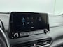 Hyundai Kona 1.6 GDI HEV PREMIUM | LEDER | NAVI | CLIMA | CRUISE ADAPT. | CAMERA | 18'' LM VELGEN | APPLE CAR PLAY & ANDROID AUTO | STOEL- & STUURVERWARMING |