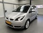 Mitsubishi Colt 1.5 Sky Airco is perfect! | Lederen stuurwiel | Lichtmetalen velgen 16" | Radio-CD/MP3 speler