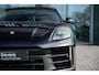 Porsche Panamera 4 E-Hybrid l 21-inch 911 Turbo Design l Massagefunctie Voorstoelen l BOSE Surround-Sound-System l Surround View l Afstand Cruise Control l