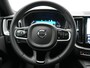 Volvo XC60 T6 AWD R-Design PHEV 350pk Dealer O.H. | Trekhaak Af Fabriek | Panodak | Adaptive Cruise | Head Up | Camera | Lederen Sportstoelen Ventilatie & Memory | Harman / Kardon | Stoelen & Stuur Verwarmd | Keyless | Blis | DAB | Plug In Hybrid |