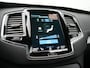 Volvo XC90 T8 Recharge AWD R-Design 7 Persoons LONG RANGE PHEV 455pk Dealer O.H. | Trekhaak Af Fabriek | Adaptive Cruise | 360 Camera | Harman / Kardon | Lederen Sportstoelen Memory & Verwarmd | Keyless | Blis | Apple Carplay | Stuur Verwarmd | Navigatie | DAB | Plug In Hybrid |