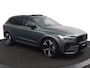 Volvo XC60 T8 Plug-in hybrid AWD Ultra Dark | Bowers&Wilkins | Luchtvering | 22 Inch | Gelaagd Glas | Trekhaak | Donkere Hemel | Panoramadak | Adaptive Cruise | BLIS