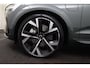 Volvo XC60 T8 Plug-in hybrid AWD Ultra Dark | Bowers&Wilkins | Luchtvering | 22 Inch | Gelaagd Glas | Trekhaak | Donkere Hemel | Panoramadak | Adaptive Cruise | BLIS