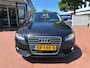Audi A4 Avant 1.8 TFSI Pro Line Business airco navi trekhaak