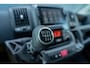 Citroën Jumper 2.2 BlueHDi 140 L3H2 3.3t 140PK 532KM, Achteruitrijcamera, Parkeersensoren, Clima, Verzwaarde Bladveren, Navi, Houten laadvloer