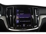 Volvo V60 Cross Country B5 AWD Ultimate | Panoramadak | Trekhaak | Harman/Kardon | 360 Camera | Standkachel | Adaptive LED | Keyless | Adaptive Cruise | BLIS | Massage