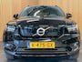 Volvo XC40 Recharge P8 AWD R-Design|89% SOH|1/2 LEDER|ELEK.TREKHAAK+ACHTERKLEP|ACC|STUUR+STOELVERW V+A|CARPLAY/ANDROID|NAP|NL|1EIG