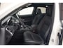 Jaguar E-Pace 1.5 P300e AWD R-Dynamic SE [ Panorama Stoelventilatie Camera Apple/Android ]