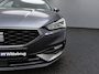 SEAT Leon Sportstourer 1.5 eTSI 150pk FR Business Tech DSG Automaat Winter+ Tech pakket / Navigatie / Clima / Carplay / Parkeersensoren / 18"LM Velgen