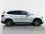 BMW X1 sDrive20i High Executive | 1ste eigenaar| Navigatie| Lederen bekleding| Stoelverwarming| Schuif-kanteldak|
