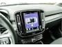 Volvo XC40 | 70 KWH | ALL BLACK | 19' zwart | AppleCarPlay | 1500kg trekgewicht Recharge Plus