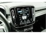 Volvo XC40 | 70 KWH | ALL BLACK | 19' zwart | AppleCarPlay | 1500kg trekgewicht Recharge Plus