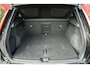 Volvo XC40 | 70 KWH | ALL BLACK | 19' zwart | AppleCarPlay | 1500kg trekgewicht Recharge Plus