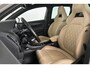 Skoda Karoq 1.5 TSI ACT Sportline Business Automaat Pano Trekhaak Leder Stoelverwarming Canton