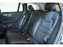 Volvo V60 T8 Recharge AWD Inscription | Semi-Electrische Wegklapbare Trekhaak | Panoramadak | Verwarmbare voorstoelen en stuurwiel | Adaptieve cruise control | Apple carplay/Android auto | Keyless Entree | Parkeer sensoren voor + achter | Parkeercamera