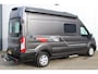 LMC Camper C590 'Innovan' Buscamper. Geweldig mooie LMC buscamper ! V.v. de krachtige 170pk Ford dieselmotor. Airco, voorraamverw., Xenon verlichting, trekhaak, luifel, metallic lak, LM wielen, garage, camera, adapt. cruise cntrl, lane assist, koel-, vriesvak, toilet, kookgelegenheid etc.