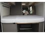 LMC Camper C590 'Innovan' Buscamper. Geweldig mooie LMC buscamper ! V.v. de krachtige 170pk Ford dieselmotor. Airco, voorraamverw., Xenon verlichting, trekhaak, luifel, metallic lak, LM wielen, garage, camera, adapt. cruise cntrl, lane assist, koel-, vriesvak, toilet, kookgelegenheid etc.