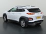 Hyundai Kona Electric EV Fashion 64 kWh | SOH 96% | Trekhaak | HUD | Navigatie | Ele. verstelbare stoelen | Camera | DAB | Apple CarPlay/Android Auto | Stoel/Stuurverwarming | Adaptieve Cruise Control | KRELL Audio |