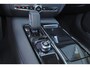 Volvo V60 T6 Recharge AWD Plus Dark - Panorama/schuifdak - IntelliSafe Assist & Surround - 360º Camera - Harman/Kardon audio - Verwarmde voorstoelen, stuur & achterbank - Parkeersensoren voor & achter - Elektr. bedienb. voorstoelen met geheugen - Head up display - Extra getint glas - 19' LMV