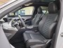 Peugeot 3008 1.6 plug-in Hybrid 195 GT Exclusive | Panorama/schuifdak | Lederen bekleding | Trekhaak | Focal | Massage | 20 Inch | NL auto |