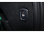 Volvo XC60 T6 Recharge AWD Black Edition Plus - Panorama/schuifdak - IntelliSafe Assist & Surround - 360º Camera - Harman/Kardon audio - Verwarmde voorstoelen, stuur & achterbank - Parkeersensoren voor & achter - Elektr. bedienb. voorstoelen met geheugen - Head up display - Draadloze tel. lader - Extra getint glas - Inklapbare trekhaak - 21' LMV
