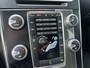 Volvo V60 1.5 T3 R-Design Navigatie / Parkeerverwarming / Stoelverwarming / verwarmbaar voorruit / High Performance Audio