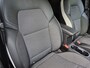 Renault Captur 1.3 TCe 140 Intens / Achteruitrijcamera / Apple Carplay Android Auto / Trekgewicht 1500 kg / Cruise control / Keyless Entry/Start / Draadloze telefoon lader / Navigatie / Parkeersensoren voor en achter / Climate control /