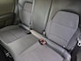 Renault Captur 1.3 TCe 140 Intens / Achteruitrijcamera / Apple Carplay Android Auto / Trekgewicht 1500 kg / Cruise control / Keyless Entry/Start / Draadloze telefoon lader / Navigatie / Parkeersensoren voor en achter / Climate control /