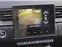 Renault Captur 1.3 TCe 140 Intens / Achteruitrijcamera / Apple Carplay Android Auto / Trekgewicht 1500 kg / Cruise control / Keyless Entry/Start / Draadloze telefoon lader / Navigatie / Parkeersensoren voor en achter / Climate control /