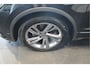 Volkswagen Tiguan 1.5 TSI 2X R-LINE navi pano leer camera trekhaak 150 pk !!