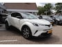 Toyota C-HR / C-HR+ 1.8 HYBRID STYLE BI-TONE DODEHOEK JBL-GELUID STOELVERW. KEYLESS PARK.SENSOREN