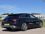 Mercedes-Benz CLA Shooting Brake 220 Advantage AMG cruise