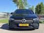 Mercedes-Benz CLA Shooting Brake 220 Advantage AMG cruise