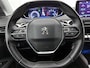 Peugeot 5008 SUV Active 130pk Automaat | 7 Zitplaatsen | Navigatie | Achteruitrijcamera | Grip Control | Climate Control | Cruise Control | Parkeersensoren | Bluetooth | DAB+ radio | Apple Carplay / Android Auto | Trekhaak | 18" lichtmetalen velgen |