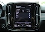 Volvo XC40 T4 Recharge R-Design | Lederen/Stof Bekleding | Electronic Climate Controle | Voorstoelen + Stuurwiel Verwarmend | Achteruitrijcamera Parkeersensor Voor | Cruise Control Adaptief Met Stop&Go En Stuurhulp | Apple Carplay/Android Auto | DAB Ontvanger | Dakrails | Extra Getint Glas |